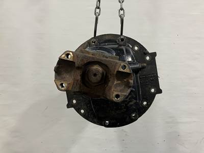 Meritor MR2014X Rear Differential for a Peterbilt 579