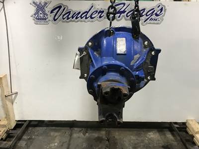 Meritor RR20145 Rear Differential for a Peterbilt 384