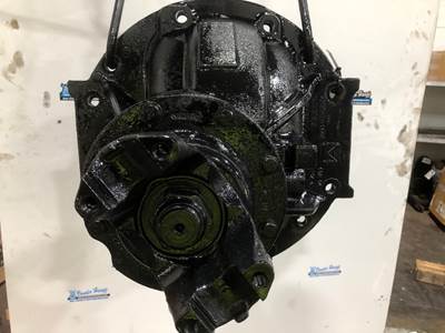 Meritor RR20145 Rear Differential for a Freightliner Columbia 112