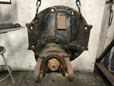Meritor RR20145 Rear Differential for a Freightliner Columbia 120