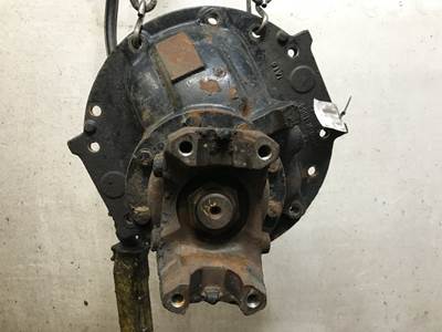 Meritor RR20145 Rear Differential for a Freightliner FL112