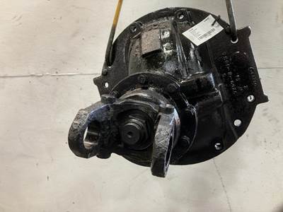 Meritor RR20145 Rear Differential for a Freightliner Classic XL