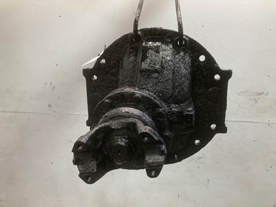 Meritor RR20145 Rear Differential for a Freightliner C120 Century