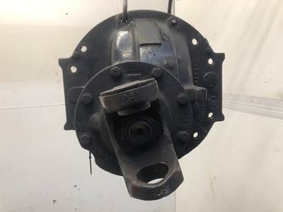 Meritor RR20145 Rear Differential for a Freightliner Columbia 120