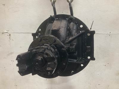Meritor RR20145 Rear Differential for a Freightliner Cascadia