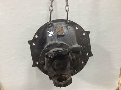 Meritor RR20145 Rear Differential for a Freightliner FLD120