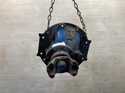 Meritor RR20145 Rear Differential for a Freightliner C120 Century