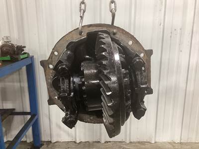 Meritor RR20145 Rear Differential for a Freightliner FL112