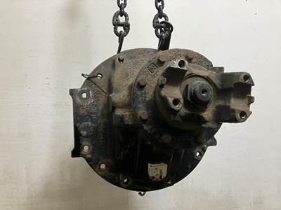 Meritor RR20145 Rear Differential for a Freightliner Cascadia