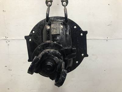 Meritor RR20145 Rear Differential for a Freightliner FLD112