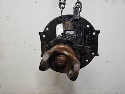 Meritor RR20145 Rear Differential for a Freightliner FLD112