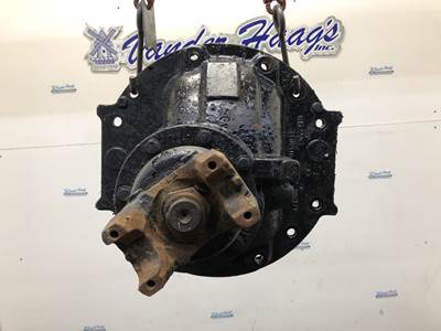 Meritor RS21145 Rear Differential for a Freightliner M2 106