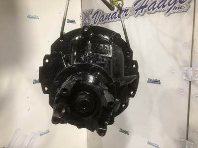 Meritor RS23160 Rear Differential for a Mack Cxu