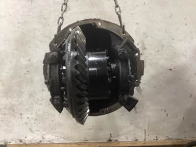 Meritor RS23160 Rear Differential for a Freightliner Cascadia