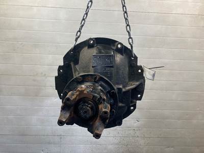 Meritor RS23160 Rear Differential for a Freightliner Cascadia