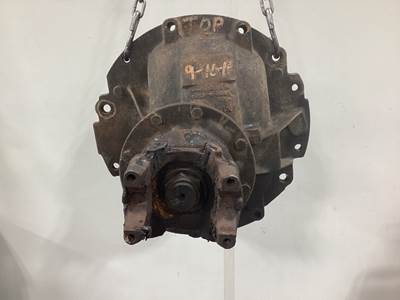 Meritor RS23160 Rear Differential for a Freightliner Cascadia