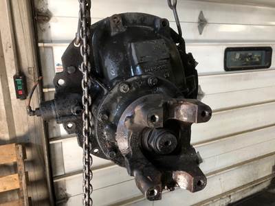 Meritor RS23160 Rear Differential for a Volvo VNR