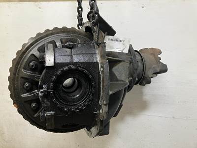 Meritor RS23160 Rear Differential for a Volvo VNR