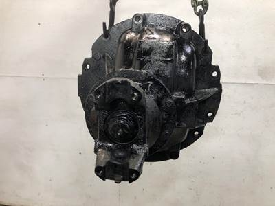 Meritor RS23160 Rear Differential for a Freightliner Cascadia