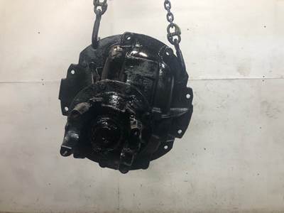 Meritor RS23160 Rear Differential for a Freightliner Cascadia