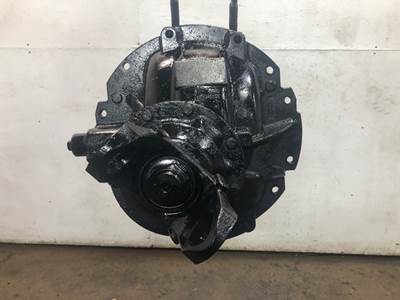 Meritor RS23160 Rear Differential for a Freightliner Cascadia