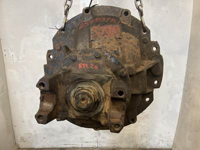 Meritor RS23160 Rear Differential for a Freightliner Columbia 120