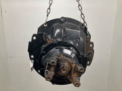 Meritor RS23160 Rear Differential for a Freightliner FL70