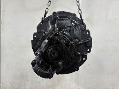 Meritor RS23160 Rear Differential for a Mack Cxu