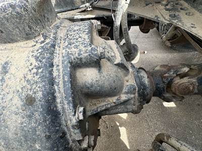 Meritor RS23160 Rear Differential for a Volvo VNL