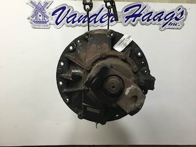 Meritor RS23186 Rear Differential for a Freightliner Columbia 112