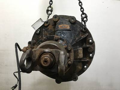 Meritor RS23186 Rear Differential for a Freightliner FLD120