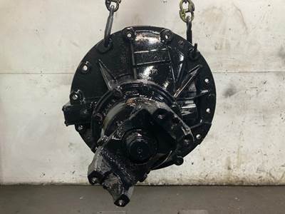 Meritor RS23186 Rear Differential for a Freightliner Cascadia