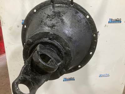 Spicer N340 Rear Differential for a International 4900