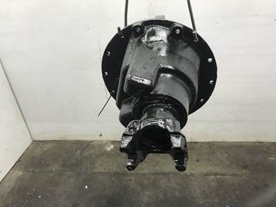 Spicer S150S Rear Differential for a International 4700