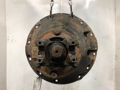 Spicer W230S Rear Differential for a International 4900