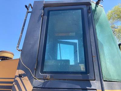 Case 621B Door Assembly