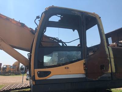 Hyundai R380 LC-9 Door Assembly