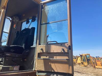 Kawasaki 60Z2 Door Assembly