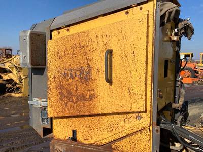 Volvo G746B Door Assembly