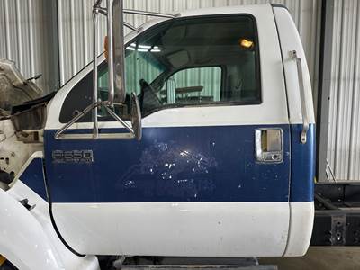 Ford F-650 Front Door Assembly for a Ford F650