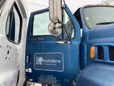 Ford L9513 Front Door Assembly