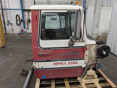 Ford LNT8000 Front Door Assembly