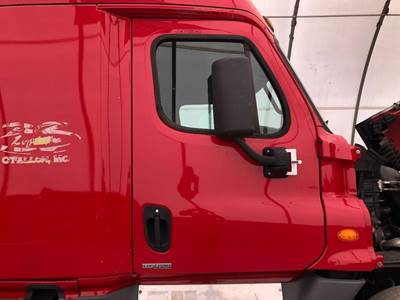 Freightliner Cascadia Front Door Assembly