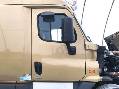 Freightliner Cascadia Front Door Assembly