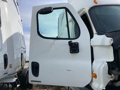 Freightliner Cascadia Front Door Assembly