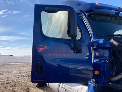 Freightliner Cascadia Front Door Assembly