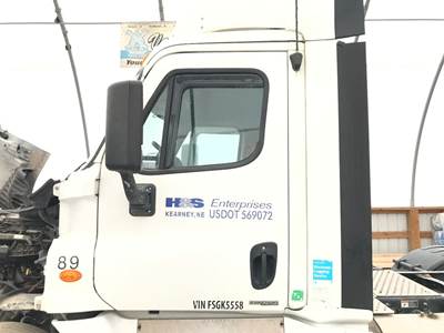 Freightliner Cascadia Front Door Assembly
