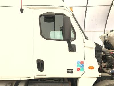 Freightliner Cascadia Front Door Assembly