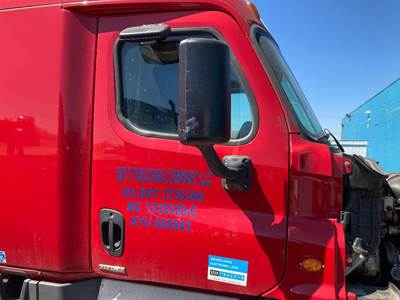 Freightliner Cascadia Front Door Assembly