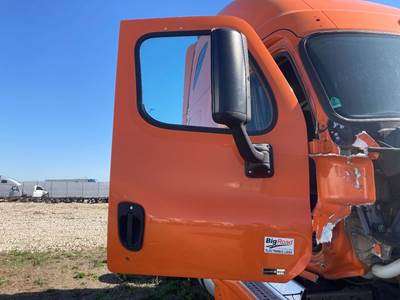 Freightliner Cascadia Front Door Assembly